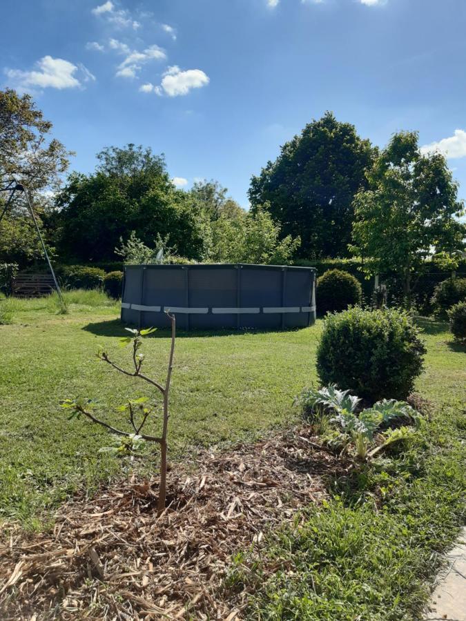 Le Loft Villa Sancergues Bagian luar foto